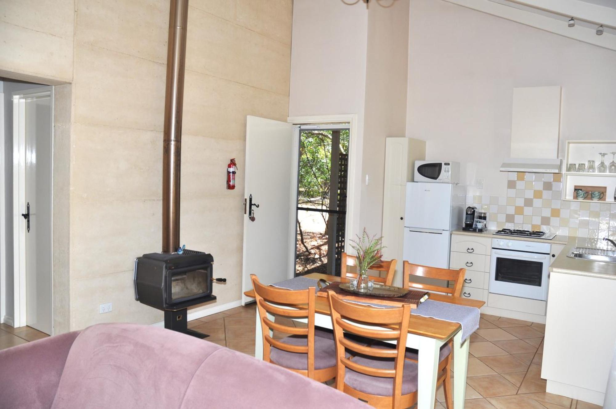 Big Brook Retreat Villa เพมเบอร์ตัน ภายนอก รูปภาพ